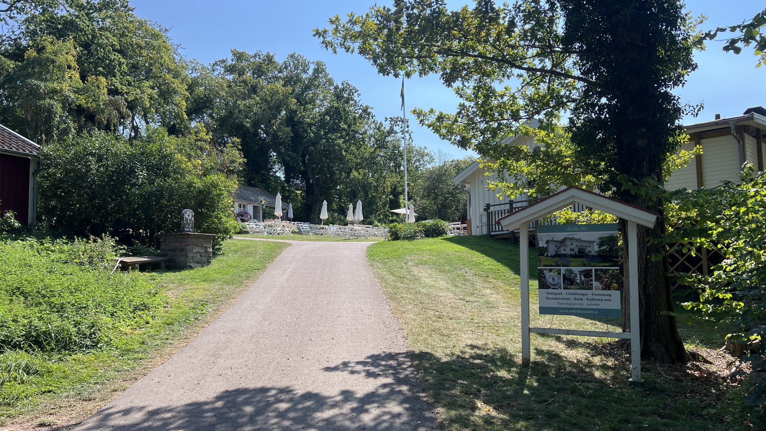 mit dem Fahrrad zum Schloss Solliden