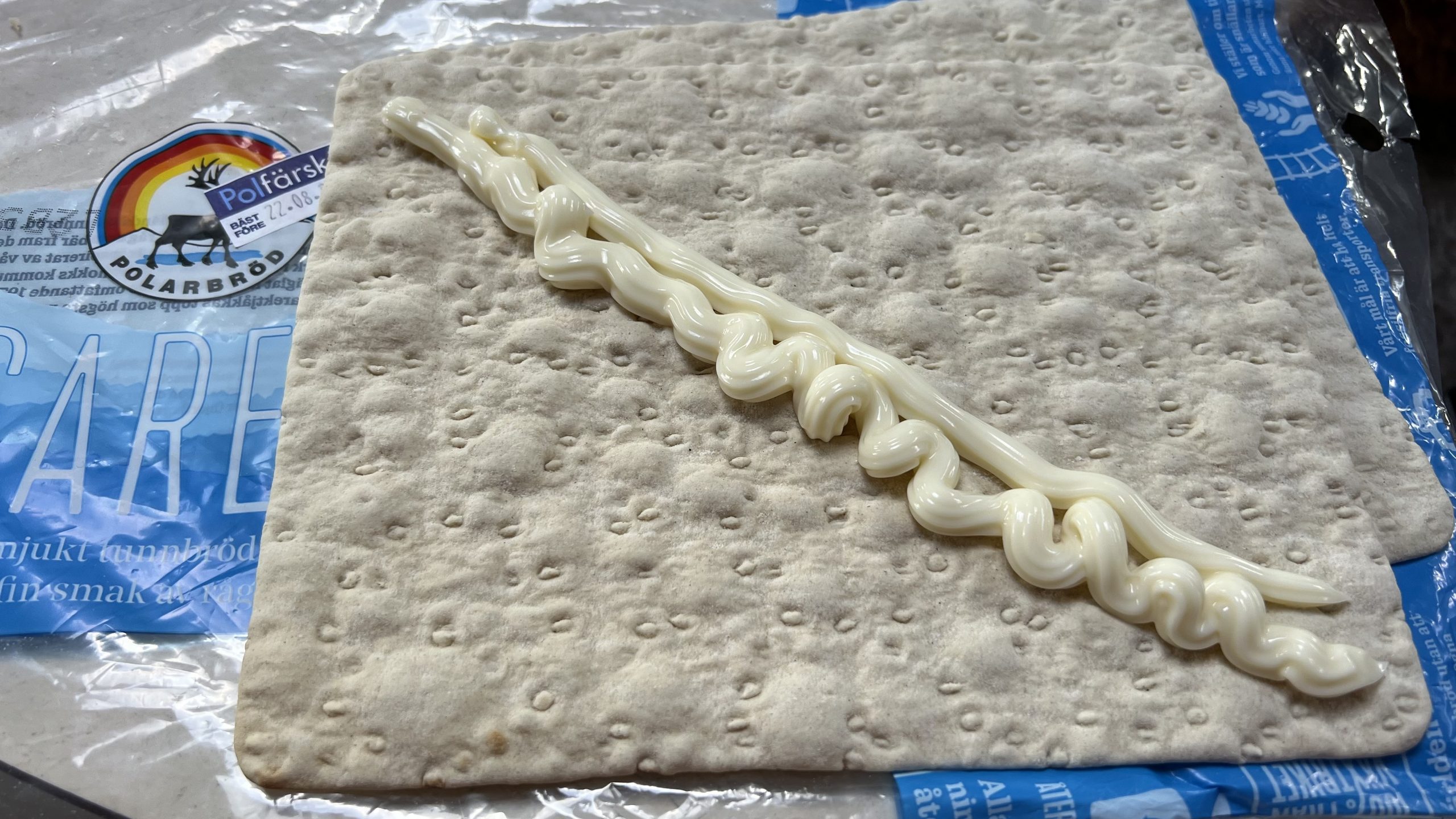 Dünnbrot und Tubenkäse in Schweden