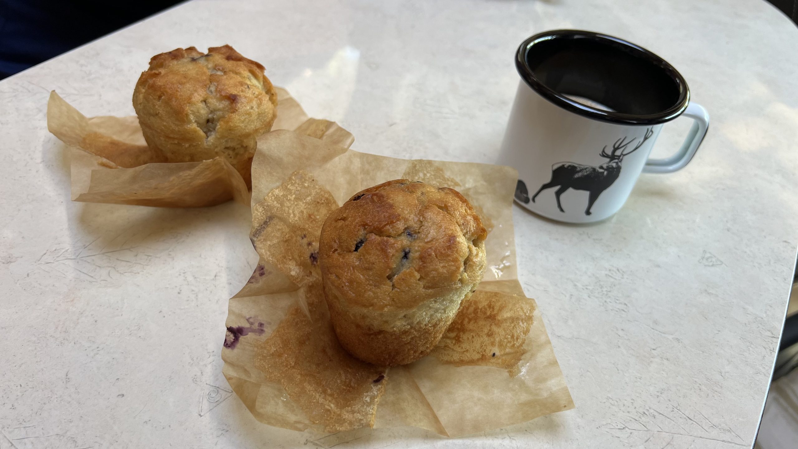 Frühstück im Mobil in Schweden