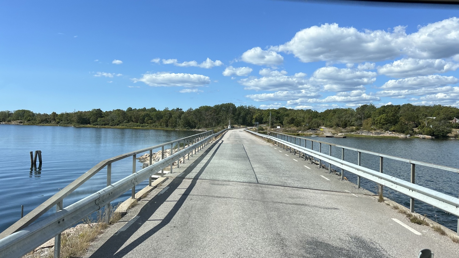 Wohnmobil, Brücke in Südschweden