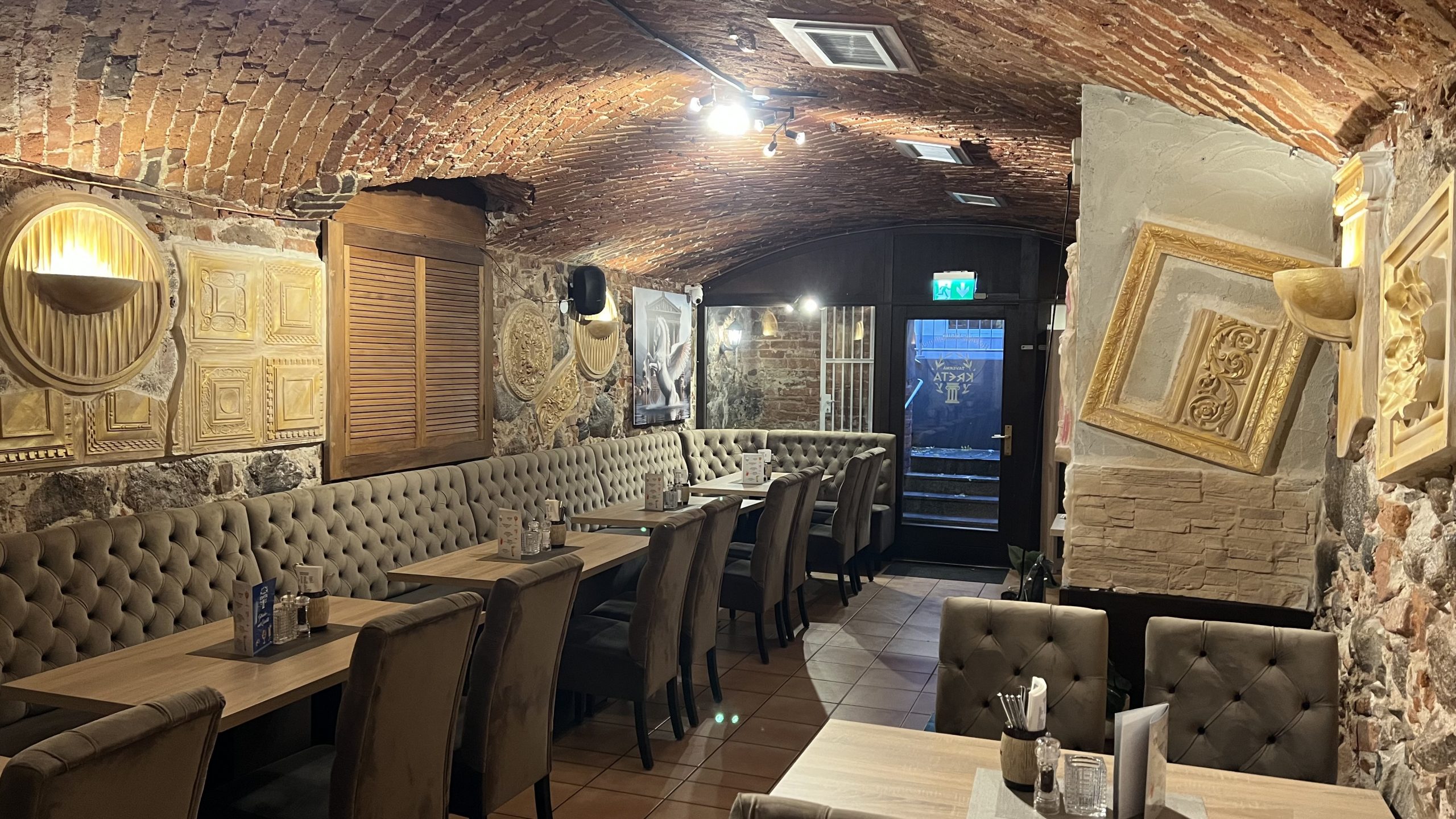 der Grieche in Waren